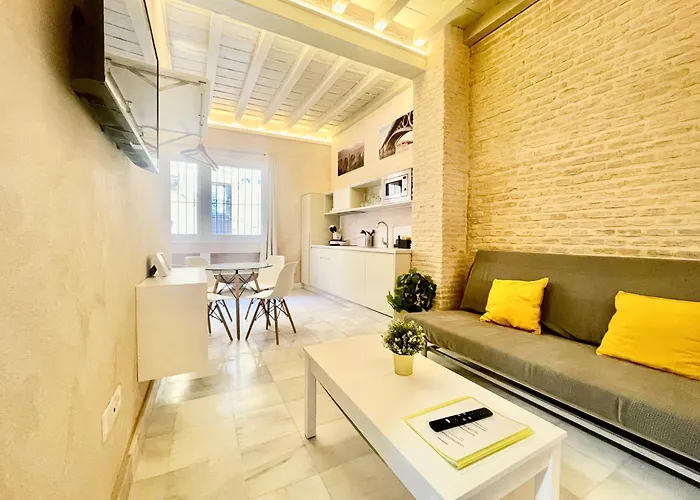 Click Triana - Patio Privado