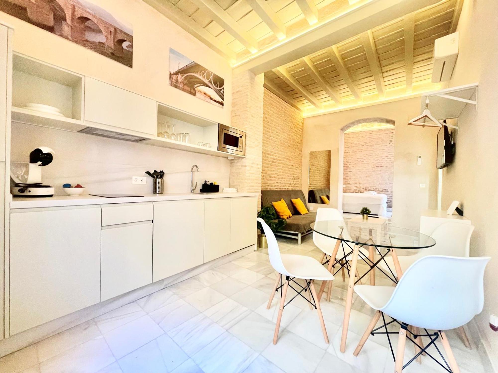 Appartement Click Triana - Patio Privado Séville